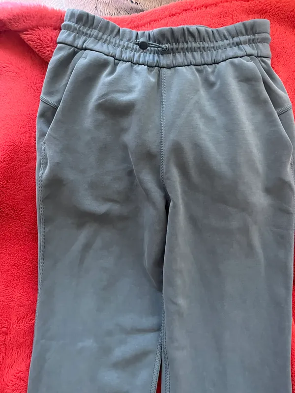 Lululemon softstreme pants - Image 4
