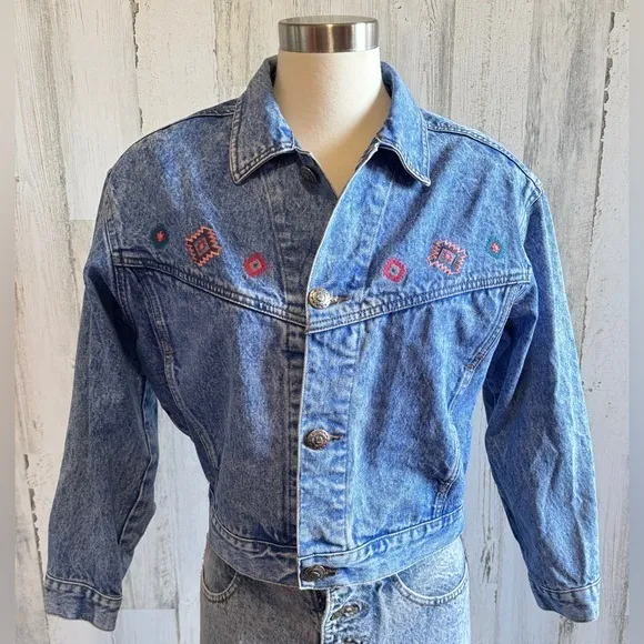 Vintage Cropped Embroidered Denim Jacket Southwestern‎ Boho Medium - Image 9