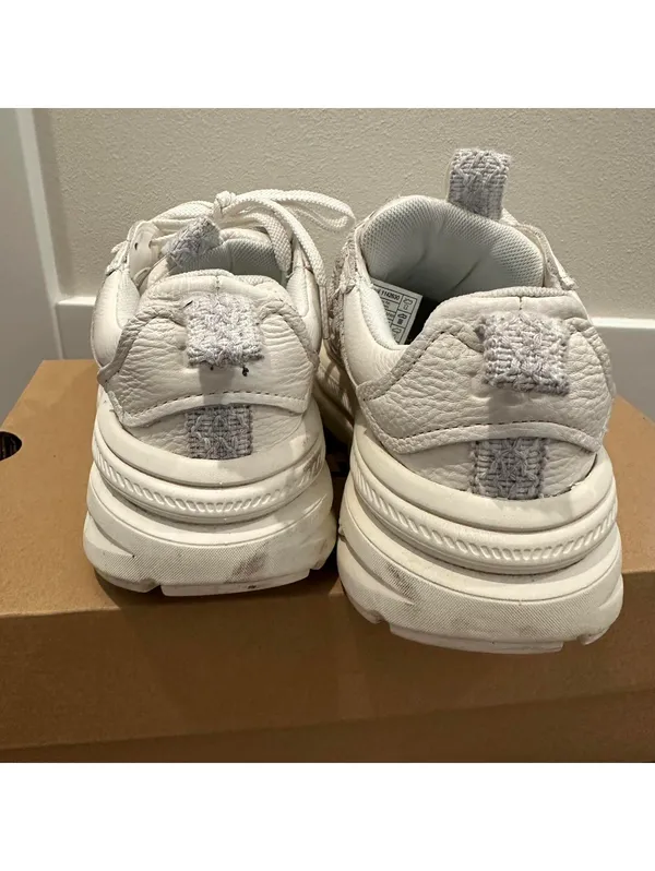 UGG CA1 White Leather Sneakers Womens 6.5 - Image 6