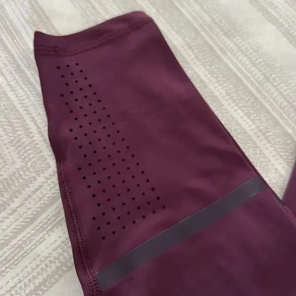 Lilybod Women’s Maroon 7/8 High Waist Leggings - Image 2