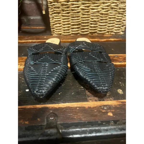 Matisse Black Woven Leather Pointed Toe Mule Flats 7 - Image 4