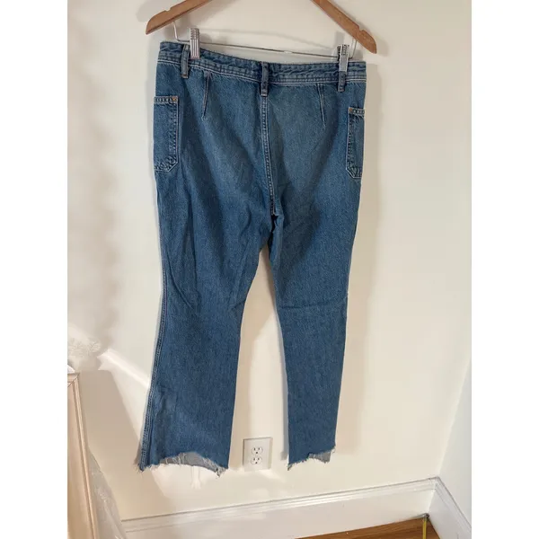 Free People Izzy Flare Jeans Size‎ 28 - Image 5