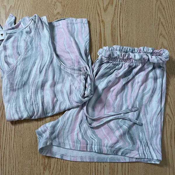 Womens 2Pc KIKIT light Pink Lavender Tank and Shorts Pajama Set Size Large - Image 2