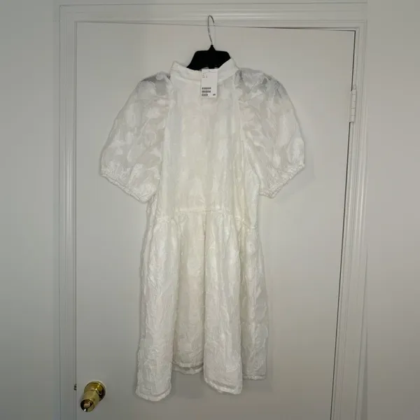 NWT H&M White Jacquard-Weave Dress Size Large - Image 3