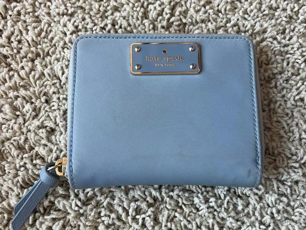 Kate Spade New York Wallet Bifold Darci Cloud Cover Gold Zipper A6 - Image 2