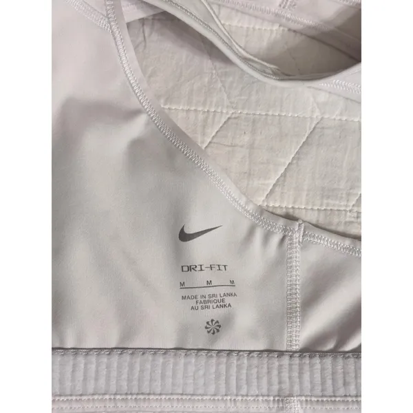 Nike dri fit sports‎ bra, women size medium, white - Image 3