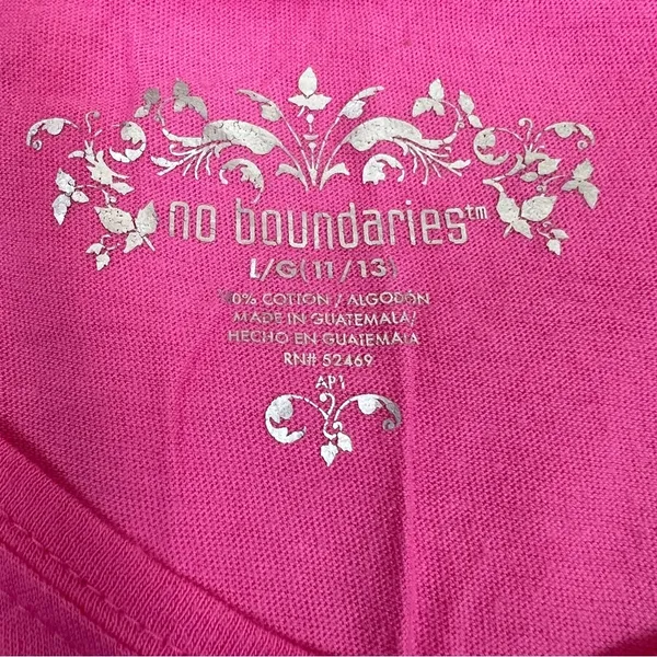 No Boundaries Size Large (11-13) Pink V-Neck Short Cap Sleeves Star Grap… - Image 6