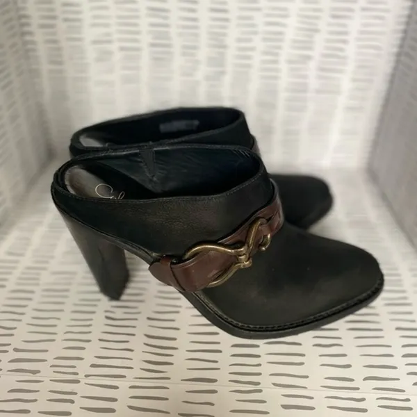 Cole Haan Womens Black LeatherNuBuck Buckle Mule Heeled Booties‎ Size 8B - Image 3