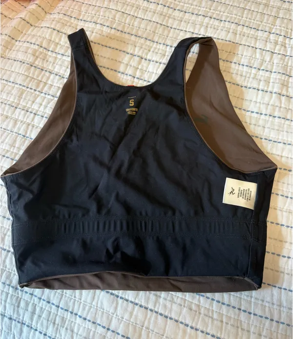Tracksmith Turnover Crop Top - Image 5
