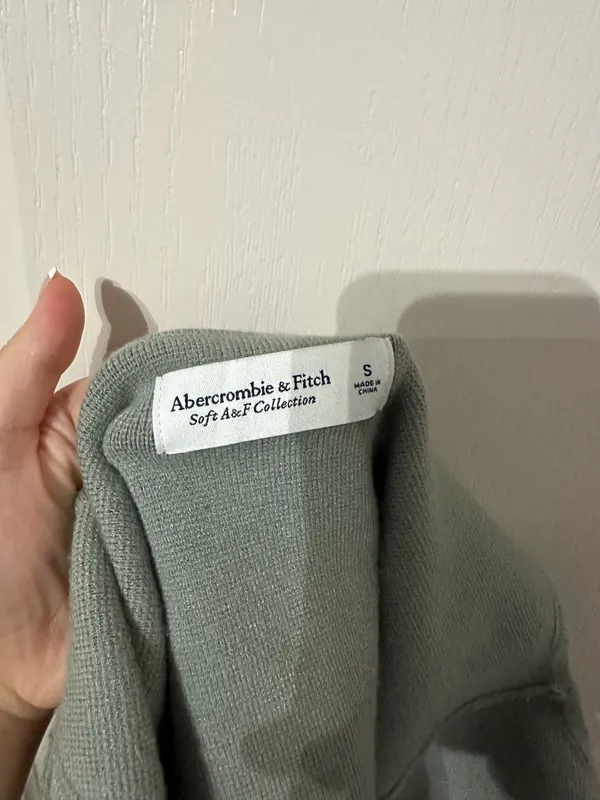 Abercrombie and fitch tank top - Image 2
