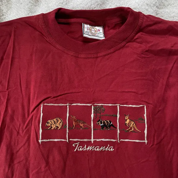 Vintage The Tasmanian Topsco Embroidered Souvenir Unisex T-Shirt from Australia - Image 2