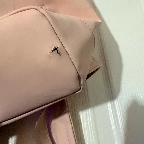 Hunter Original Top Clip Rubberized Backpack – Pale Pink (Minor Flaw) - Image 3