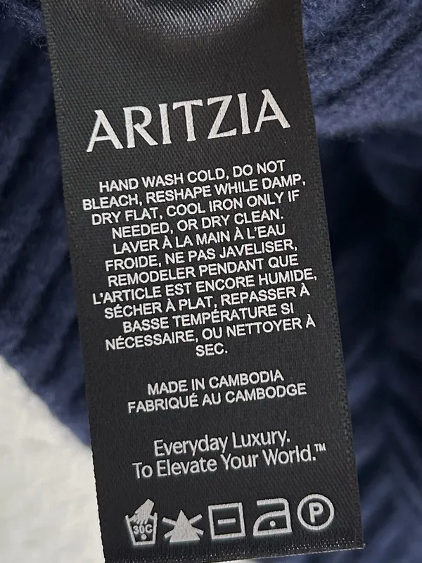 Aritzia Sunday Best Octavia Zip Hoodie Navy Cable Knit Wool XS Cropped Fisherman - Image 6