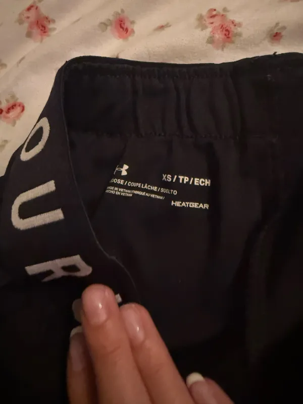 Black Under Armour Shorts - Image 4