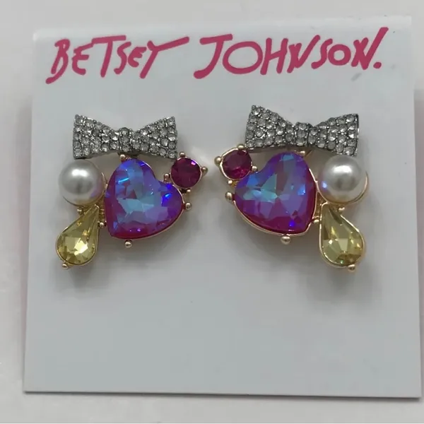 Betsey Johnson Heart & Bow Cluster Stud Earrings Crystal & Faux Pearl NWT - Image 8