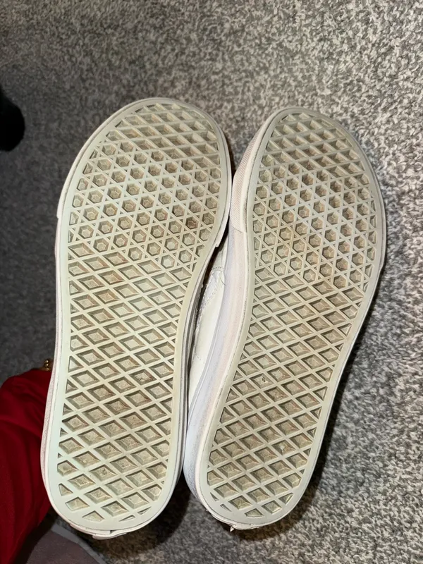 White vans  - Image 4