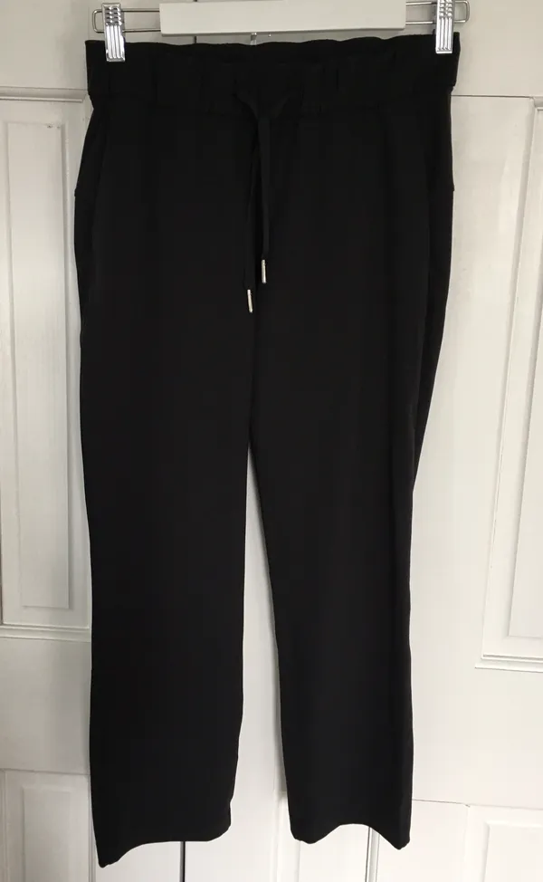 Lululemon On The Fly *23" Black Size 4 - Image 6