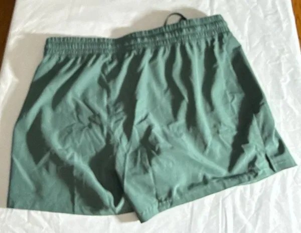 Gaiam Sadie Walking Athletic Shorts with Zipper Pockets - Image 4