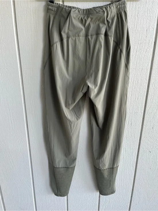 Outdoor‎ Voices Women's Tea Tree Track Pants S Green High Rise Light Joggers - Image 5
