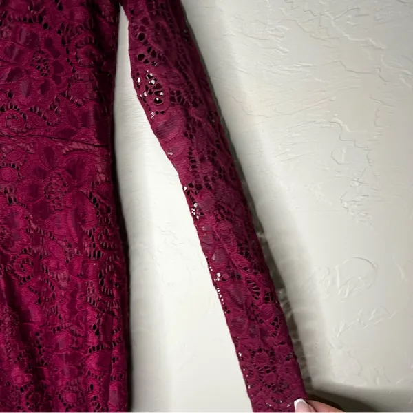 Maniju Burgundy Lace Floral Long Sleeve Off Shoulder Sweetheart‎ Maxi Dress - Image 7