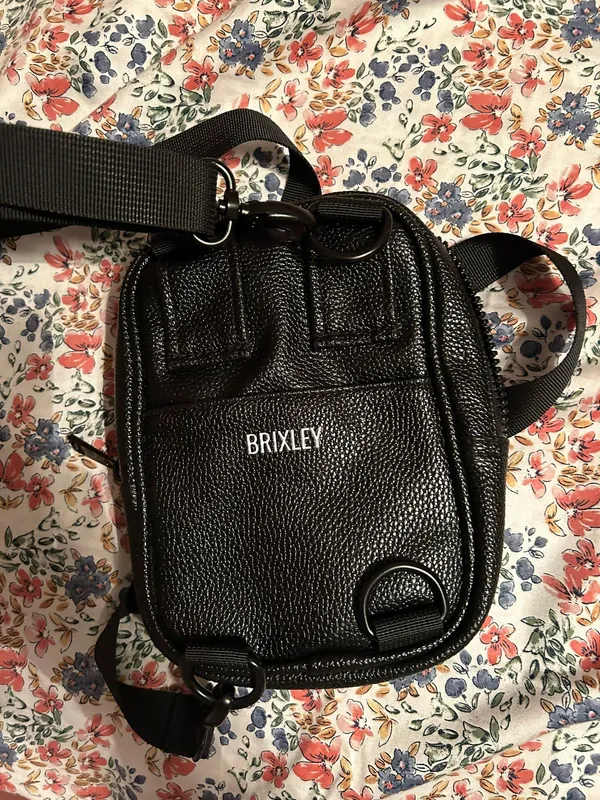 Brixley Black - Image 3