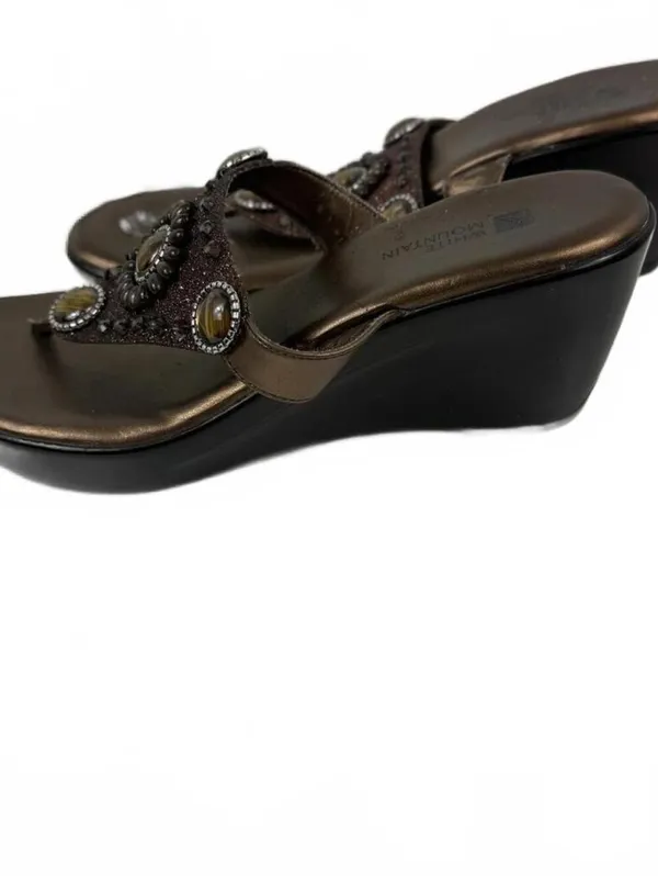 Beautiful Womens Shoes Size 8 Brown - Image 3
