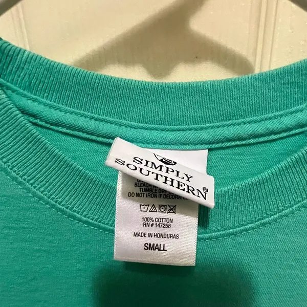 Simply Southern Long Sleeve. Size Small. - Image 3