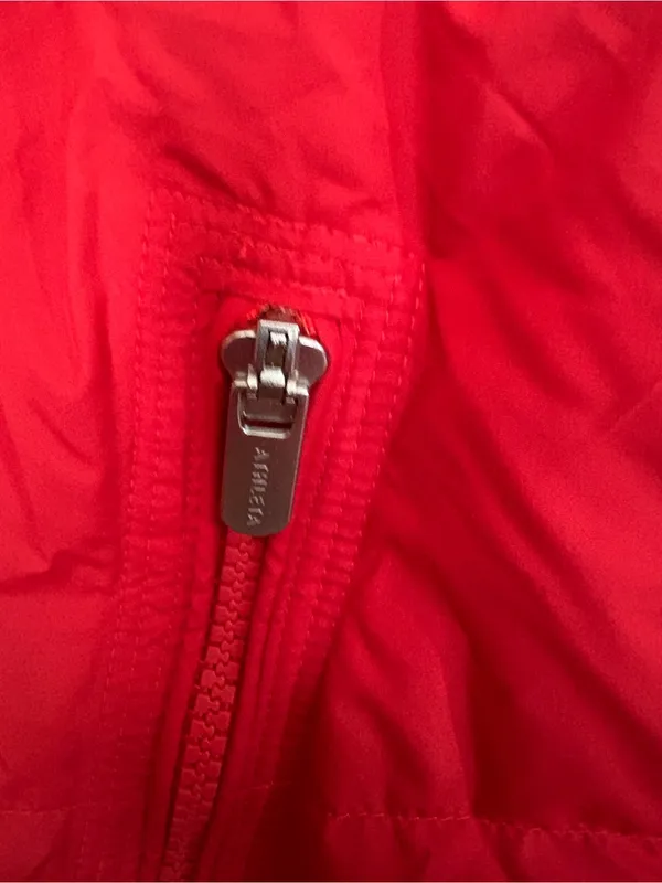 Athleta Summit Cropped Down Puffer Jacket Cardinal Red Medium  Outdoors - Image 6