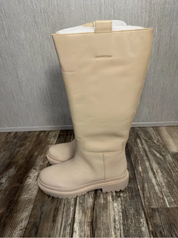 H&M Beige Tall Leathet Chunky Sole Boots Size 10 - Image 10