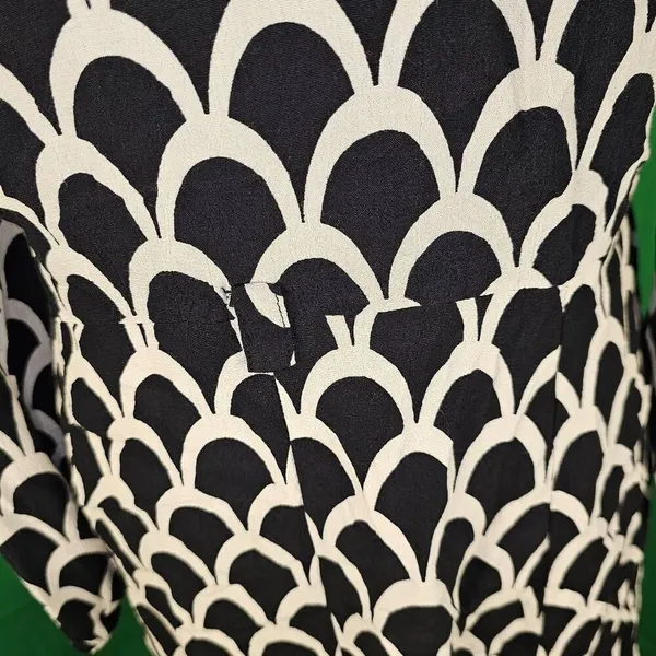 NWOT Zara Womens Emilie Black White‎ Geometric Shirt Dress Medium NO BELT - Image 4