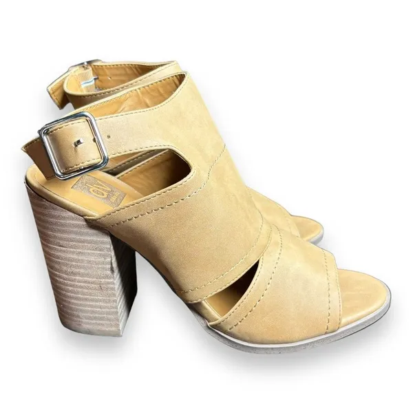 Dolce Vita‎ Kenli Perforated Block Heel Mule Size 9 - Image 4