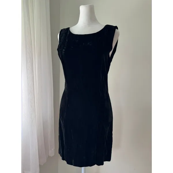 Vintage Y2K Germain Paris Black Velvet Scoop Neck Sleeveless Mini Dress - Image 2