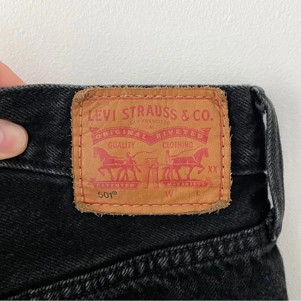 Levi's 501 Jean Shorts Black 27W - Image 3