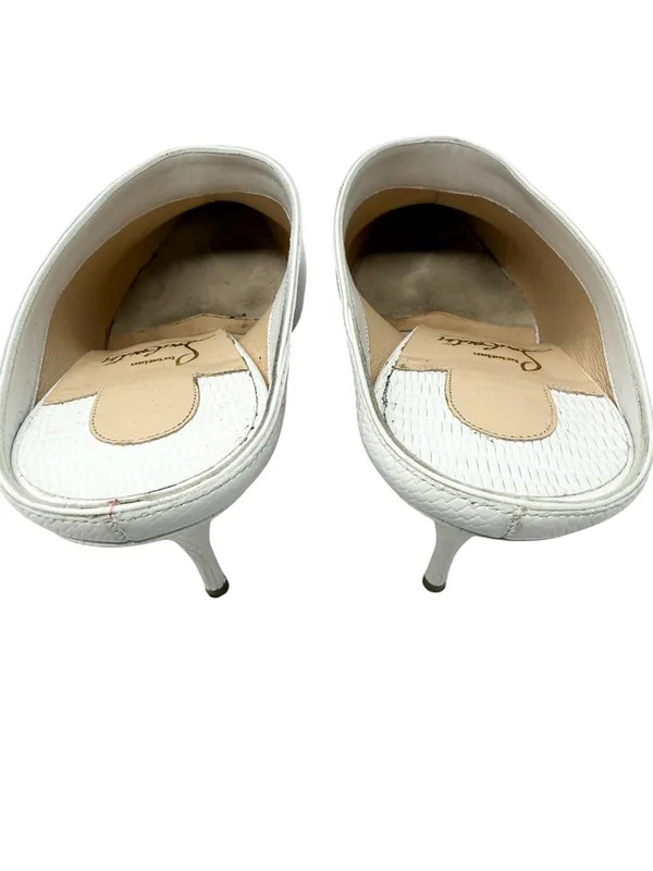 Christian Louboutin Zarli Quart White Leather Pointed Toe Mules Size 39.5 - Image 10