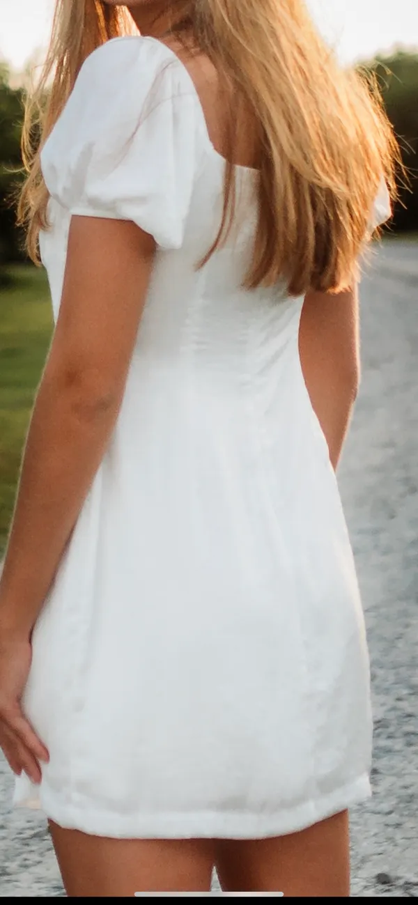 White Dress - Image 4