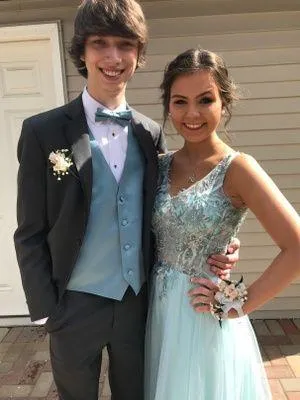 Blue Prom Dress Size 2 - Image 3