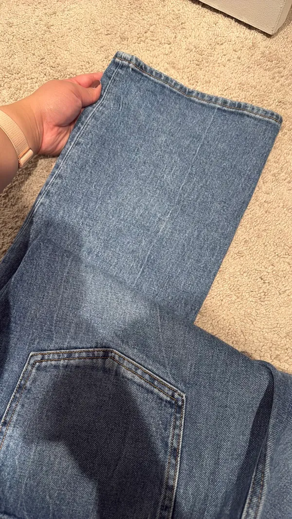 Abercrombie & Fitch Ultra High Rise Jeans - Image 2