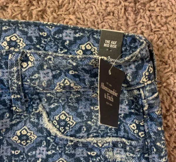Shorts - Image 2