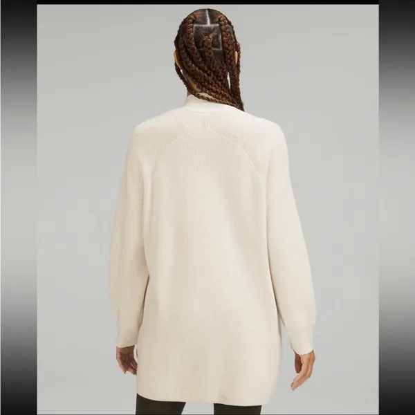 lululemon athletica Cream Sweater - Image 2