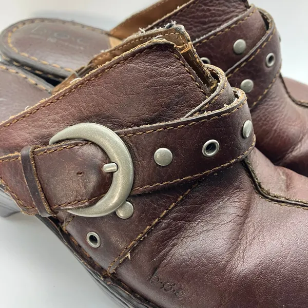 b.ø.c Brown Leather Clogs Slides Studded Buckle Comfort Shoes‎ Women’s 8 BC6650 - Image 13