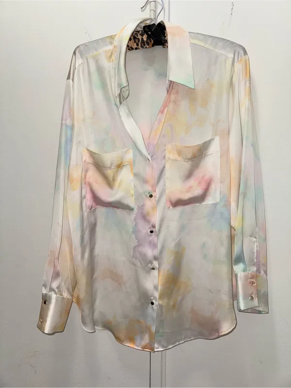 Zara Silky Pastel Watercolor-Print Button-Up Blouse Large - Image 4