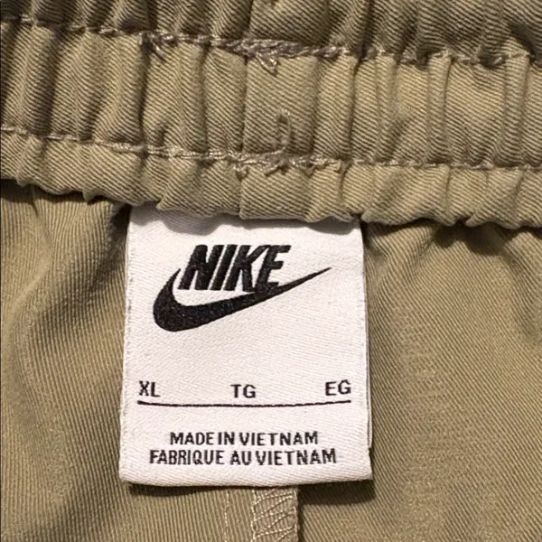 Nike XL Sportswear Swoosh Water Repellent Woven Pants - Image 3