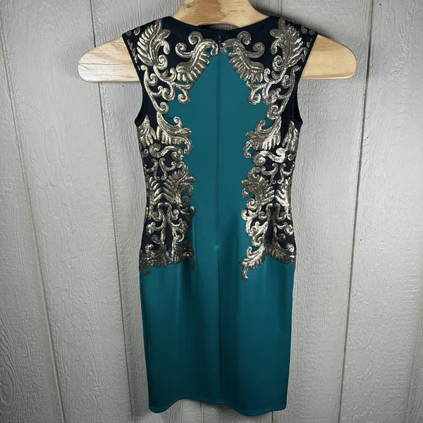 Tadashi Shoji Emerald Green Gold Sequin Neoprene Sheath Dress Small Sleeveless - Image 3