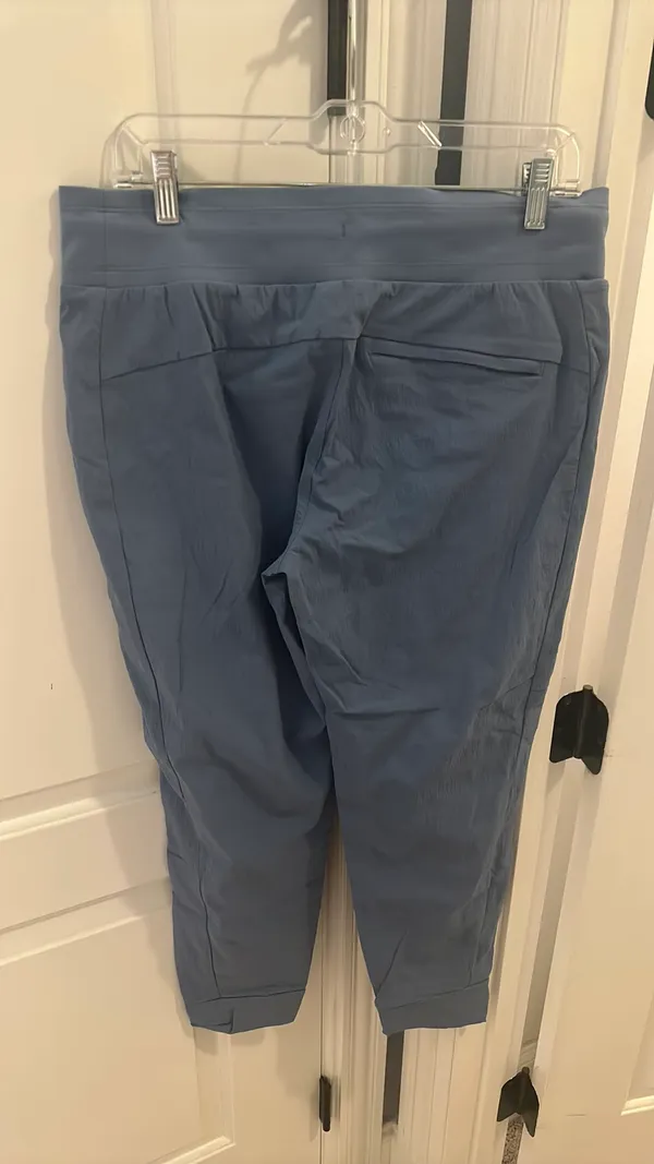 Joggers - Image 2