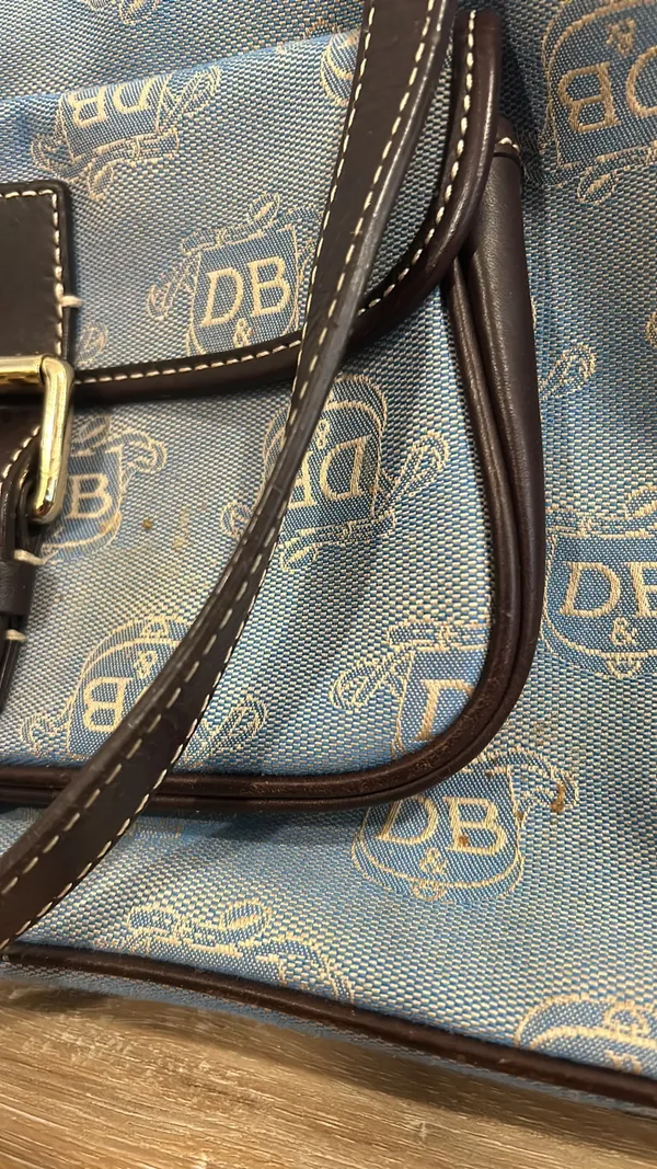 Dooney & Bourke Vintage Handbag - Image 2
