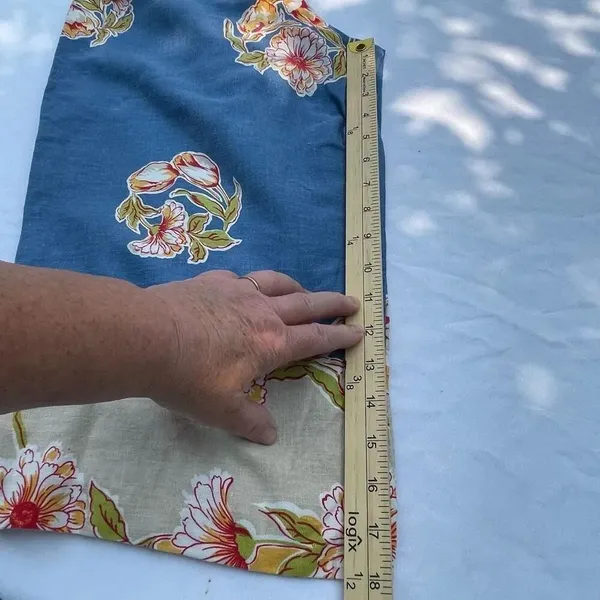 Hearts of Palm size 10 linen blend top and wide leg capris. - Image 10