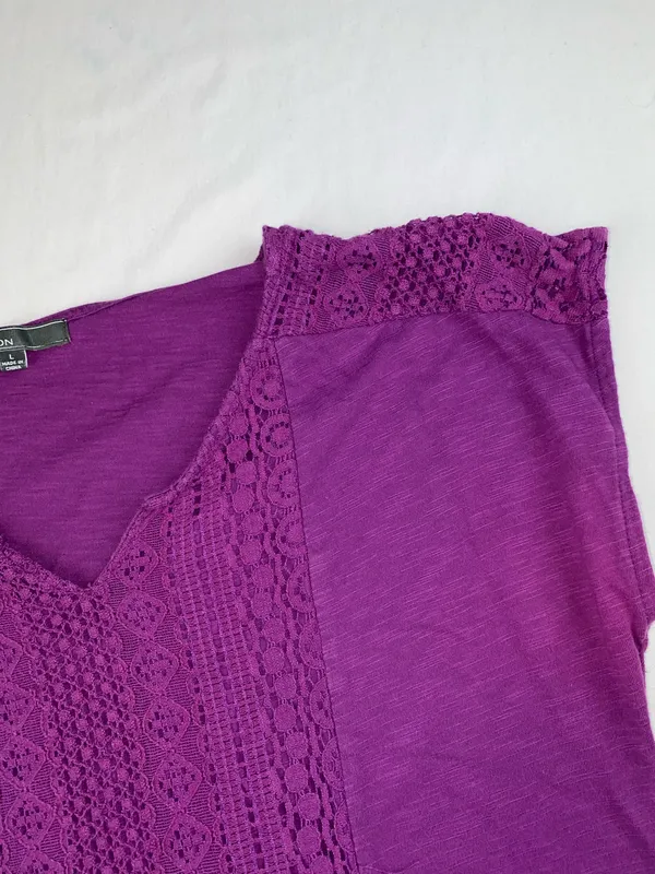 Blouse Size L - Image 3