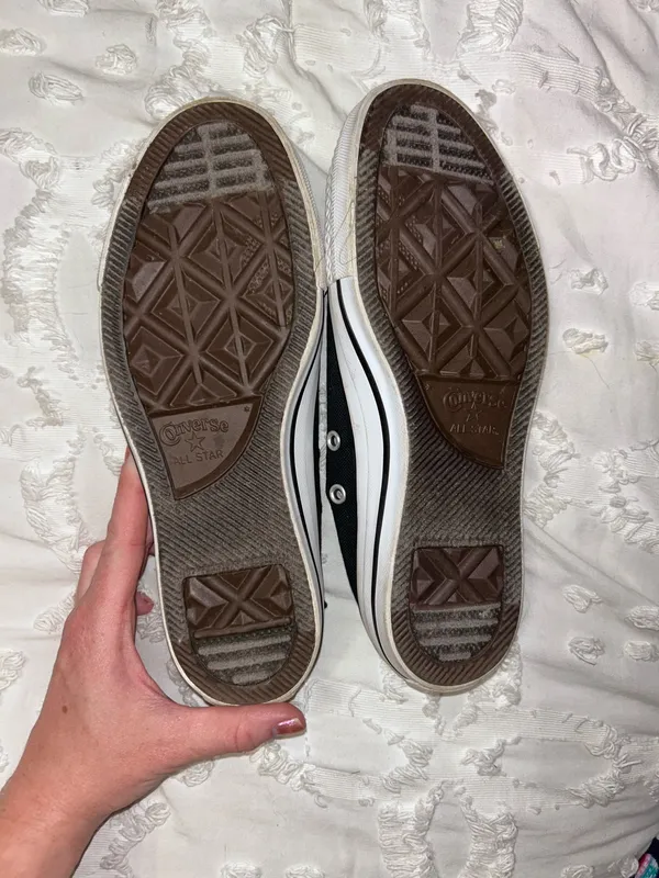 Low-Top Converse Black - Image 3