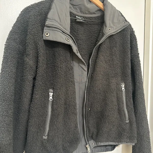 Vuori | Women's Alpine W Cozy Black Full Zip Fleece Funnel Sherpa Jacket, XL - Image 6