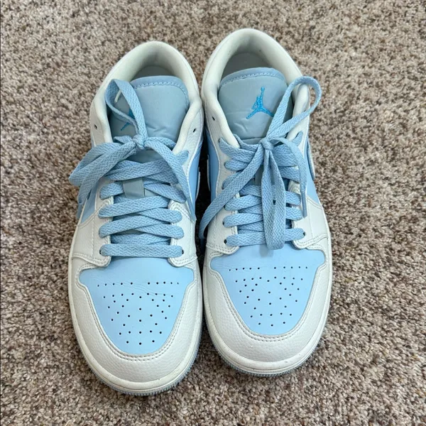 Nike Women’s Air Jordan 1 Low SE ‘Reverse Ice Blue’ sneakers - Image 3